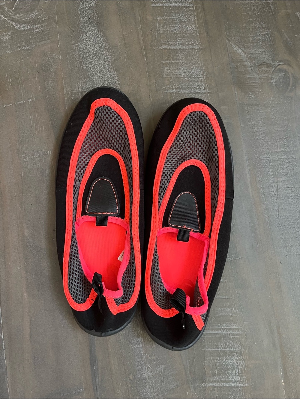 NWOT Slip-On Water Shoes in Black and Neon Coral size 7-8